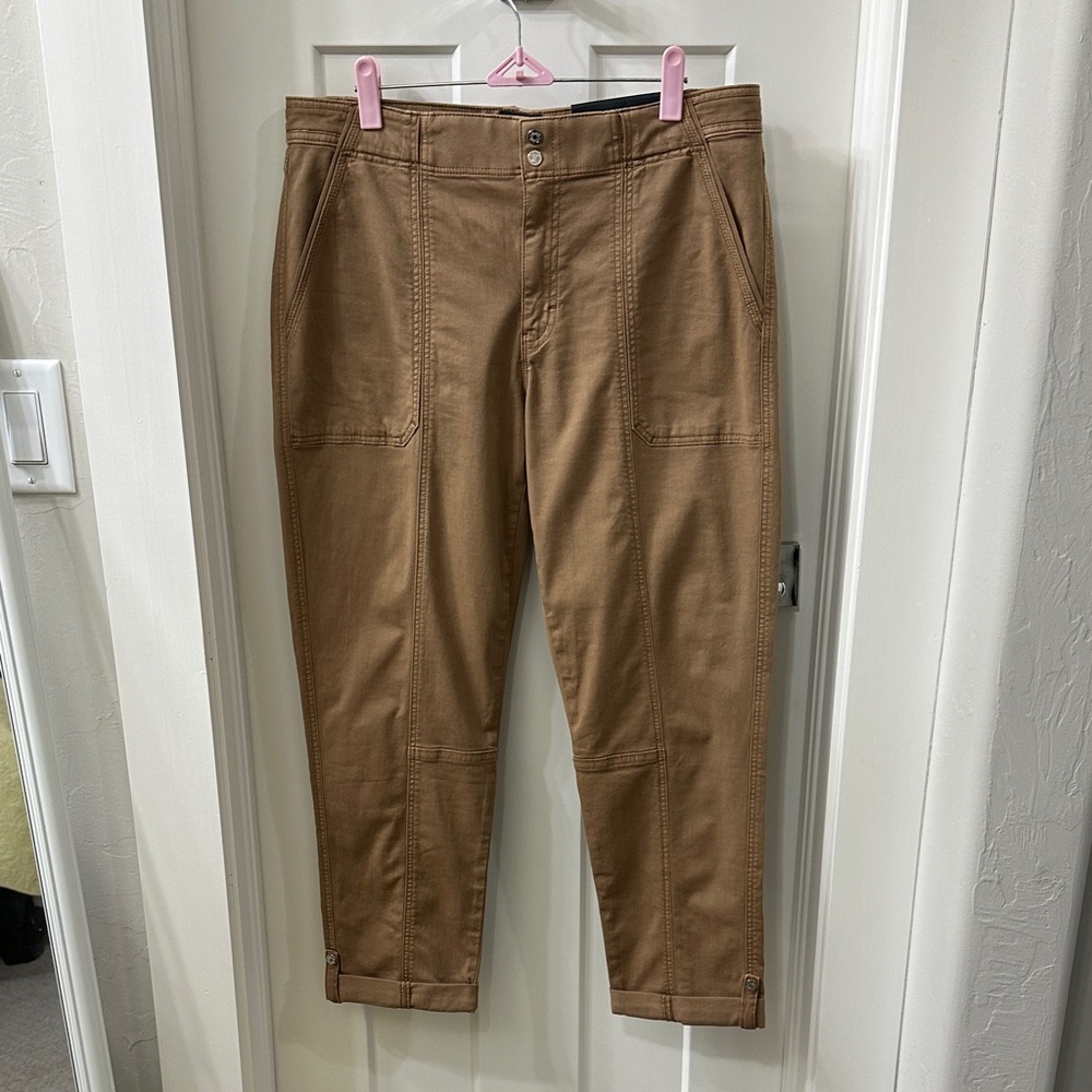 NWT White House Black Market Pret-A-Pedi Tan Cropped Pants 12 - Picture 2 of 10